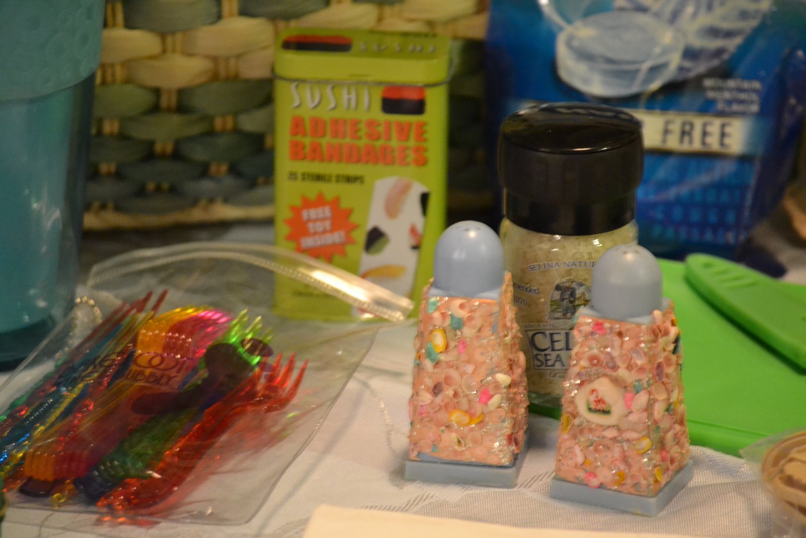 salt pepper and picks