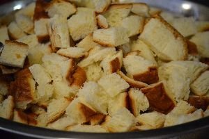 small chunks of bread_small
