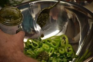 jarred pesto 2_small