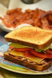 bacon-turkey-sandwich_small