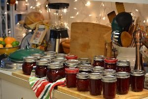our 2016 batch of canned cranberry sauce_small
