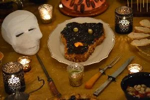 mummy meatloaf and Imhotops skull_small