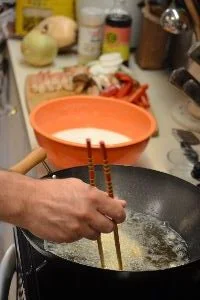 11 tempura Gordon using cooking chopsticks_small