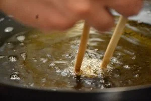 7 tempura when garlic floats to surface its done_small